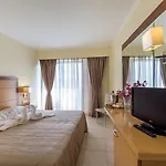 Manousos Ξενοδοχείο