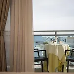 Manousos 3*