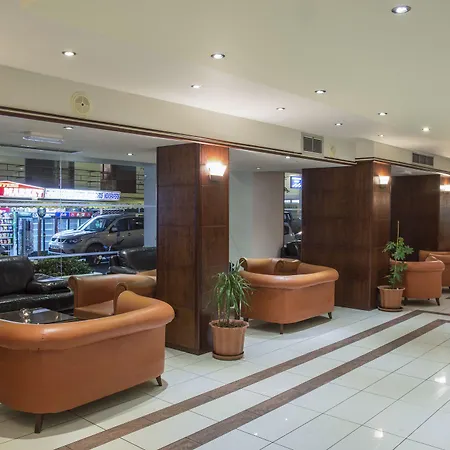 Manousos Hotel 3*