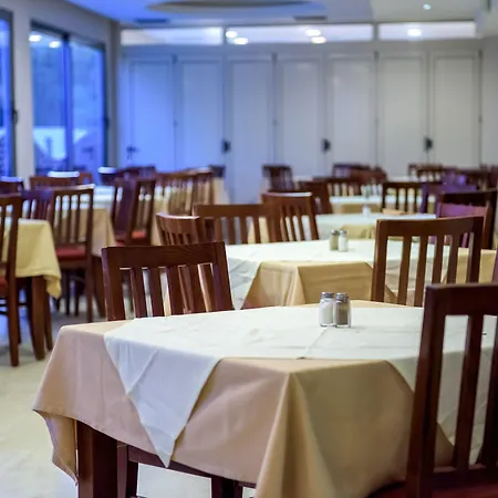 Szálloda Manousos 3*