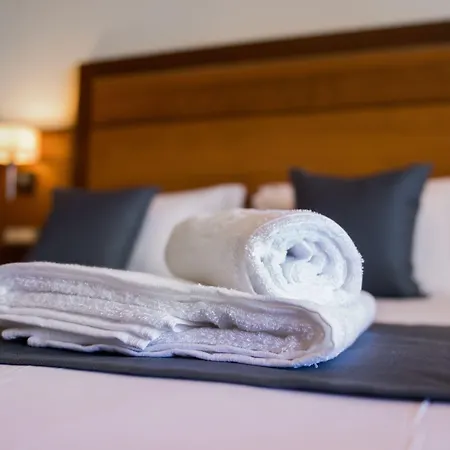 Manousos Szálloda 3*