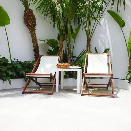 Hotell Manousos