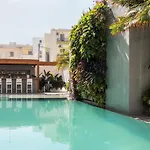 マヌッソス シティ ホテル Rhodes City