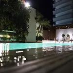 マヌッソス シティ Rhodes City