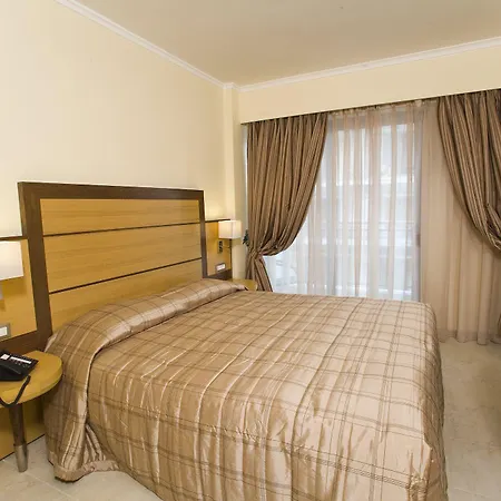 Hotel Manousos