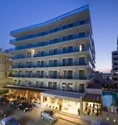 Manousos Otel 3*
