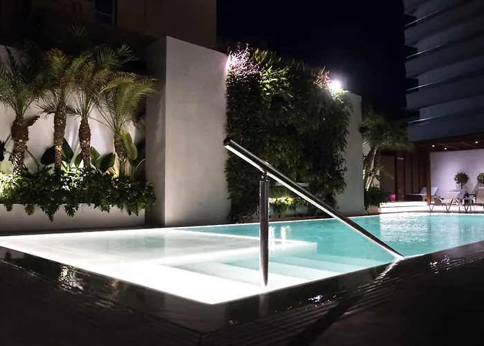 Manousos 3* Rhodes City